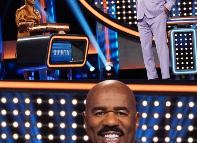 How does Steve Harvey’s Celebrity Family Feud work?