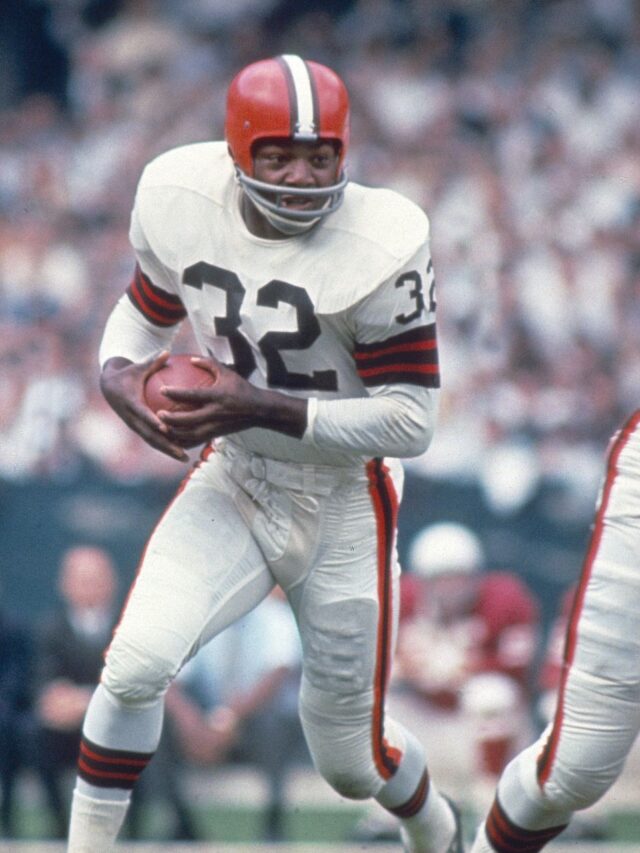 Jim Brown, one of the NFL’s all-time great running backs